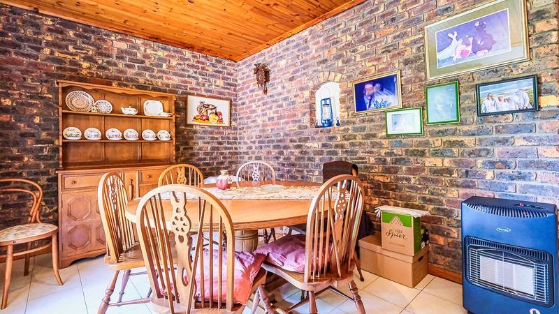 5 Bedroom Property for Sale in Heather Park Western Cape